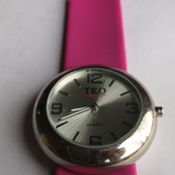 Watch - Picture 2 of 2